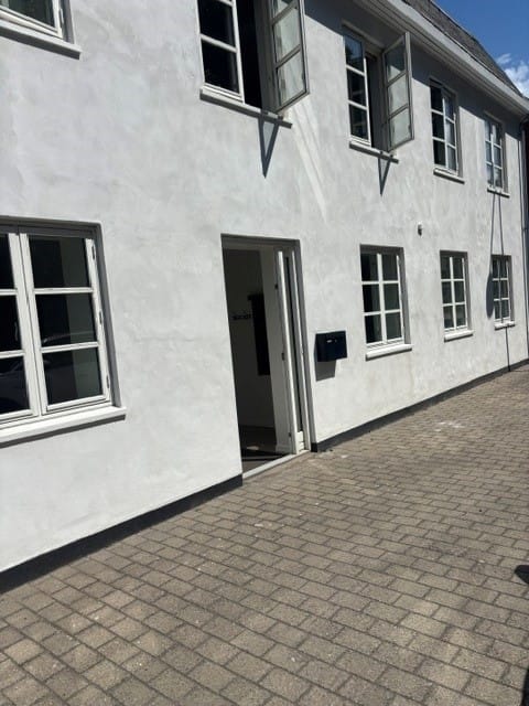 Facade.jpg